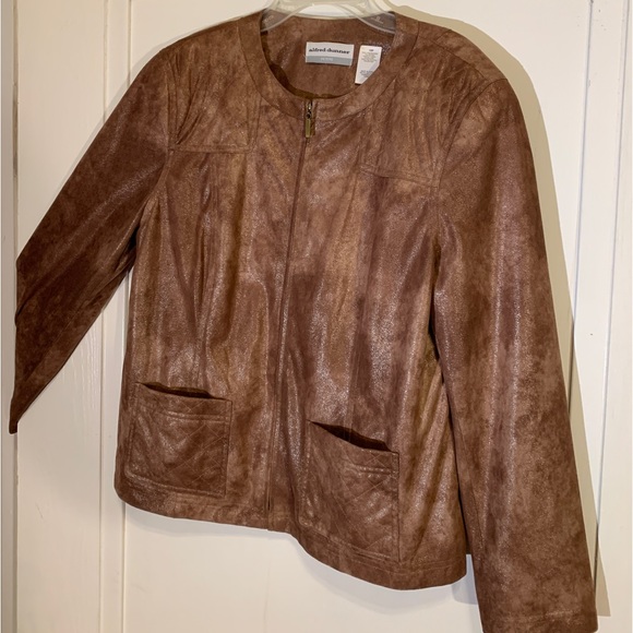 Alfred Dunner Leather-look Collarless women’s size 12 Petite Jacket with Pockets - Picture 4 of 10